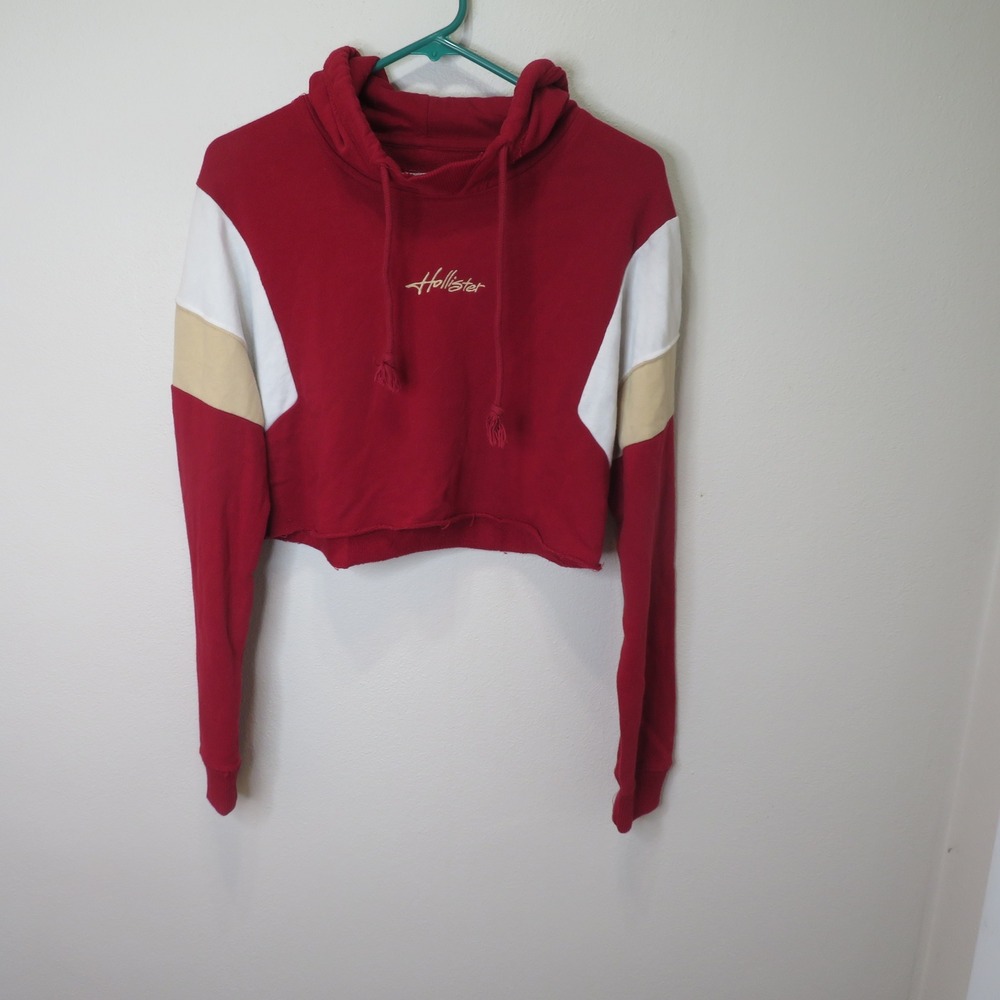 Hollister Red Colorblock Cropped Hoodie Small Long Sleeve Raw Hem Pullover